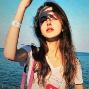 Meet your Posher, Imani